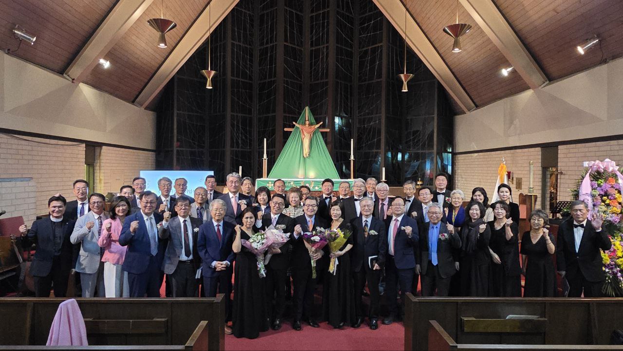 OC목사회, 연합·섬김 사명 재확인… 회장 이·취임 감사예배 개최