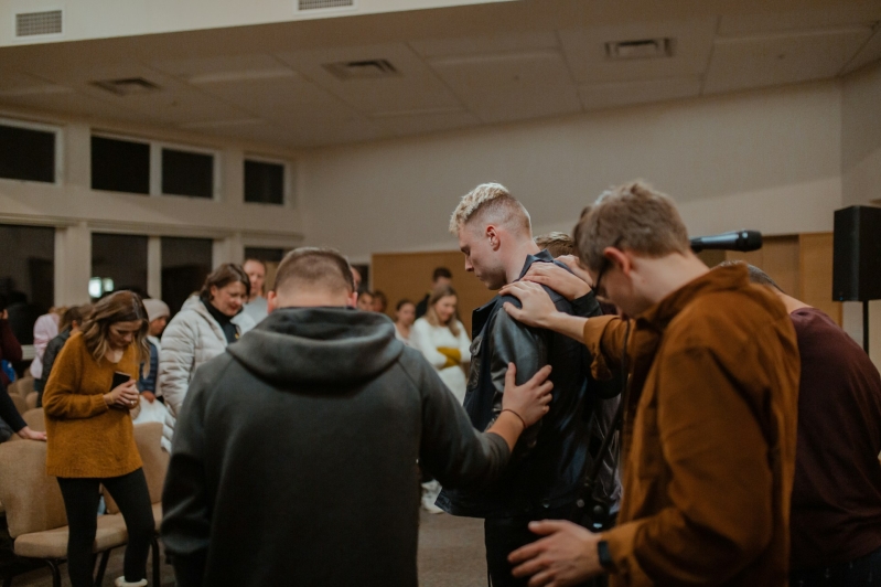 Churches urged to support adults aging out of alternative care youth group