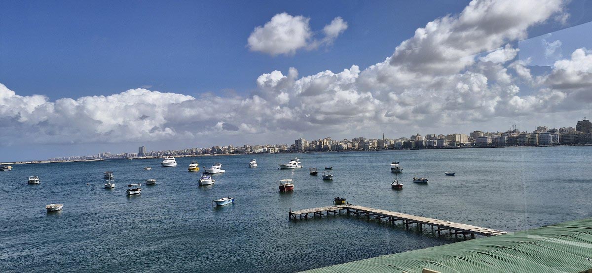 우간다에서 이집트까지… 나일, 사막으로 흐르는 생수의 강 ▲나일강의 최종 목적지 지중해 모습.