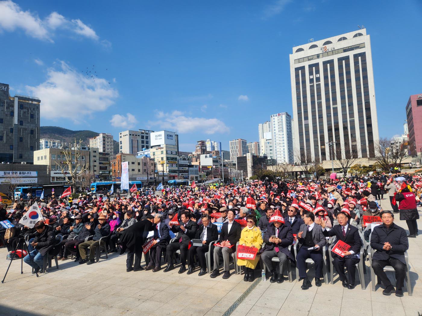 부산서도 차별금지법 반대 국민들 결집… “신앙 자유 억압하고 역차별” ▲‘2026년 차별금지법 반대 부산국민대회’가 진행 중이다. ⓒ주최측 제공