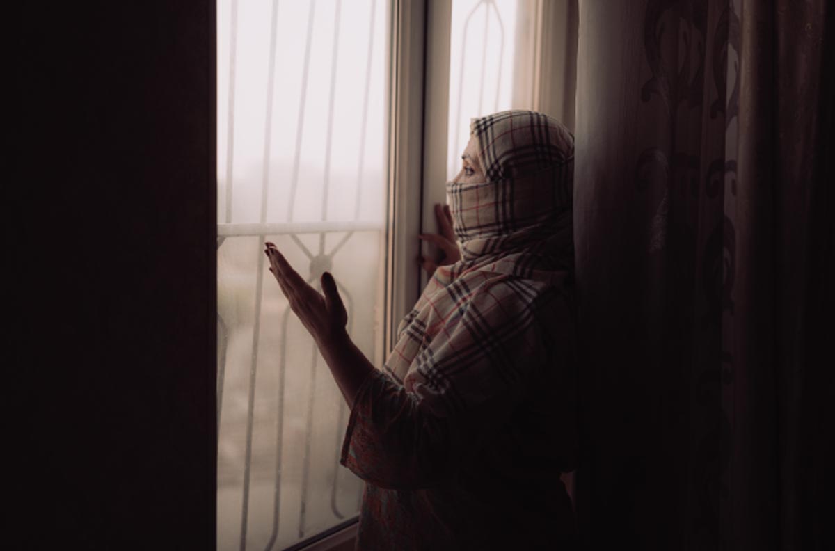 기독교로 개종한 아프간 여성, 박해 속 신앙과 난민 사역 이어가